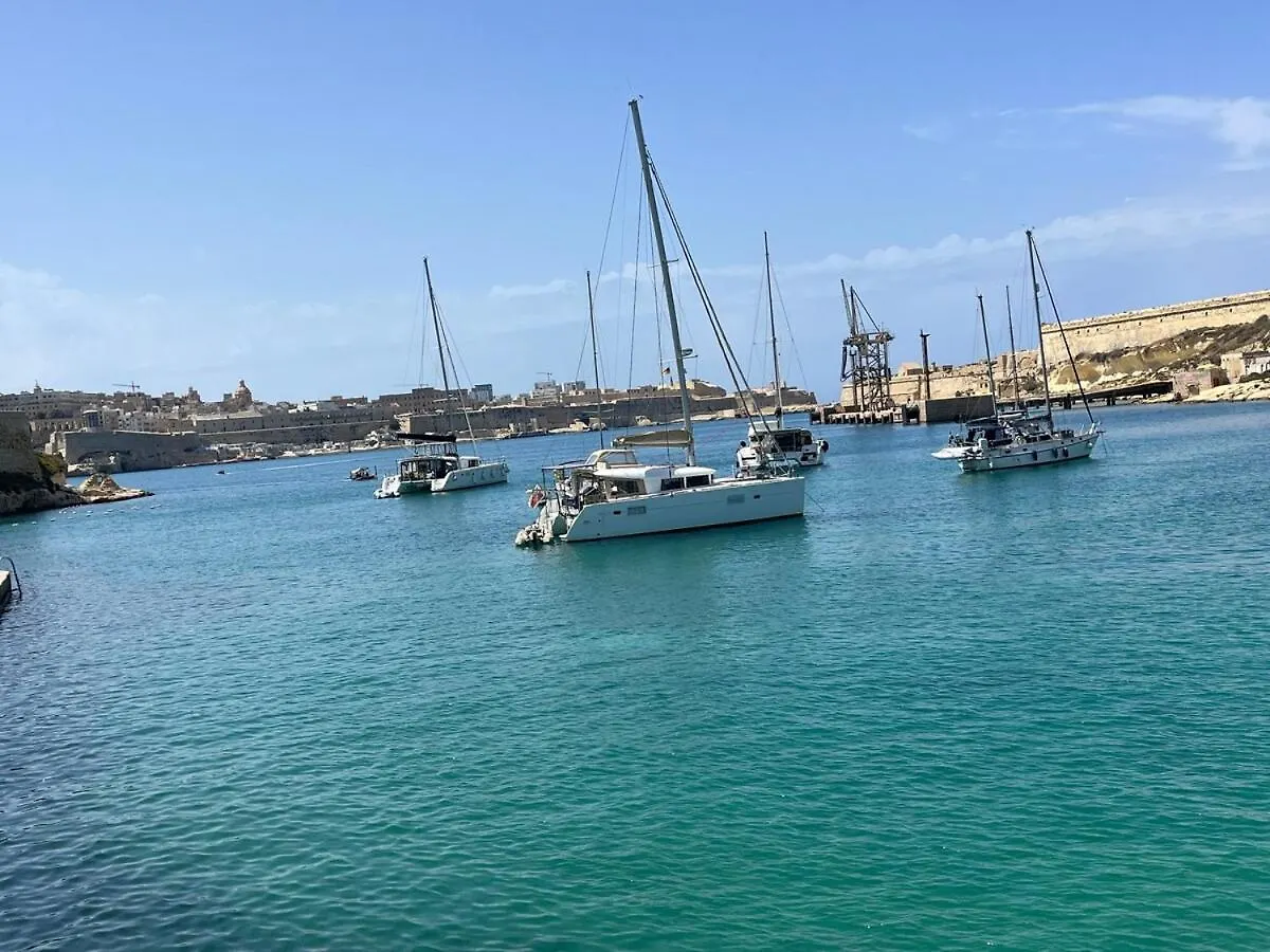 Apartment Harbour View Apt With Terrace Kalkara