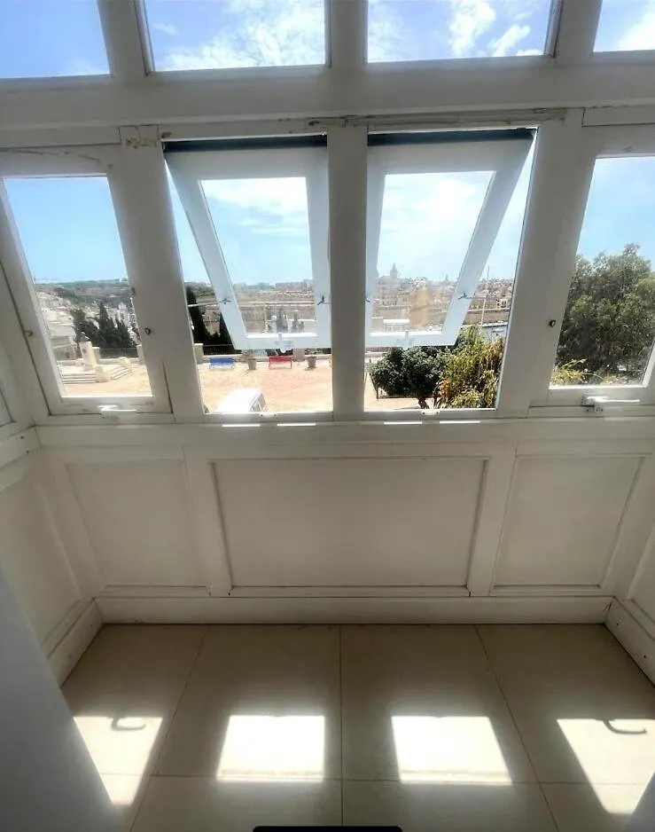 Harbour View Apt With Terrace Kalkara