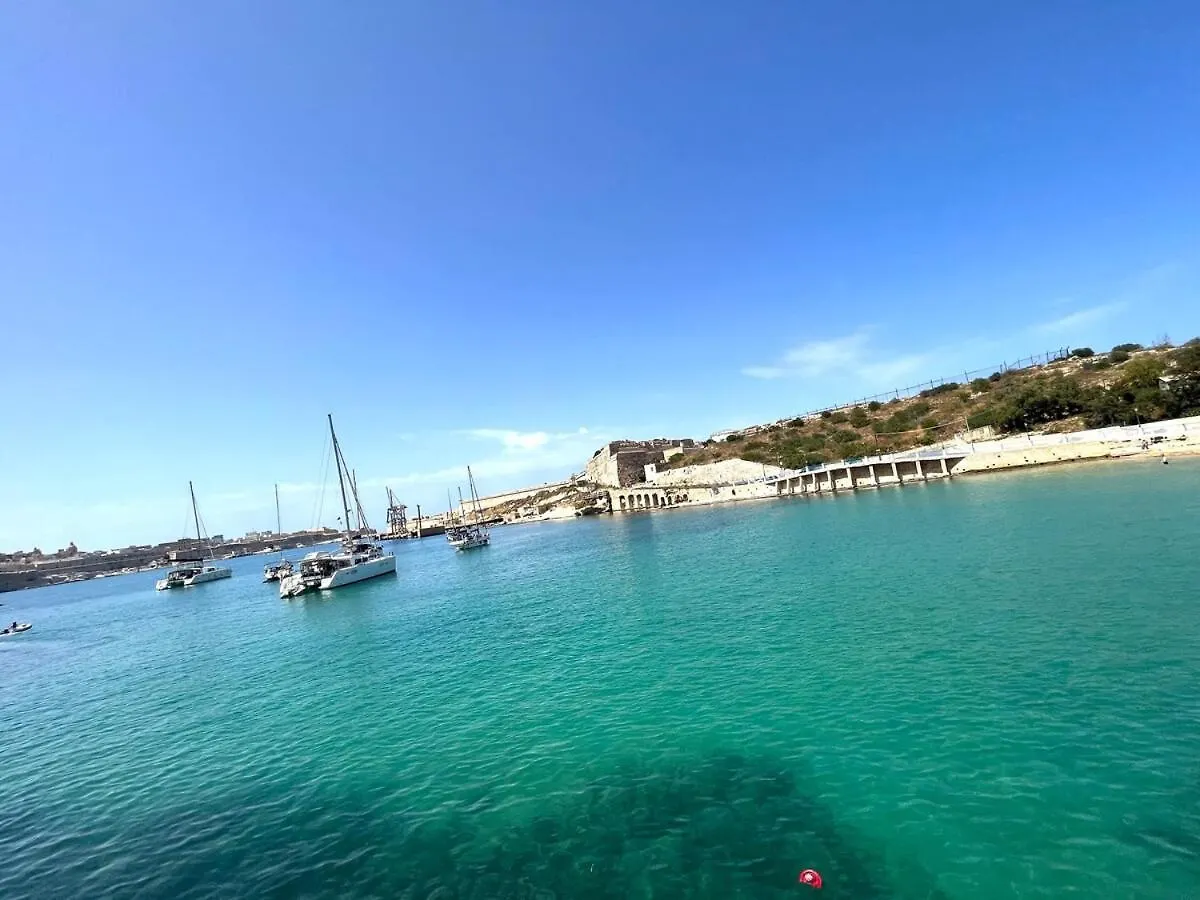Harbour View Apt With Terrace Kalkara