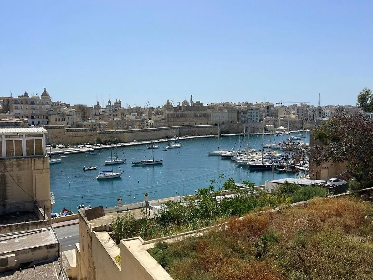 Harbour View Apt With Terrace Kalkara